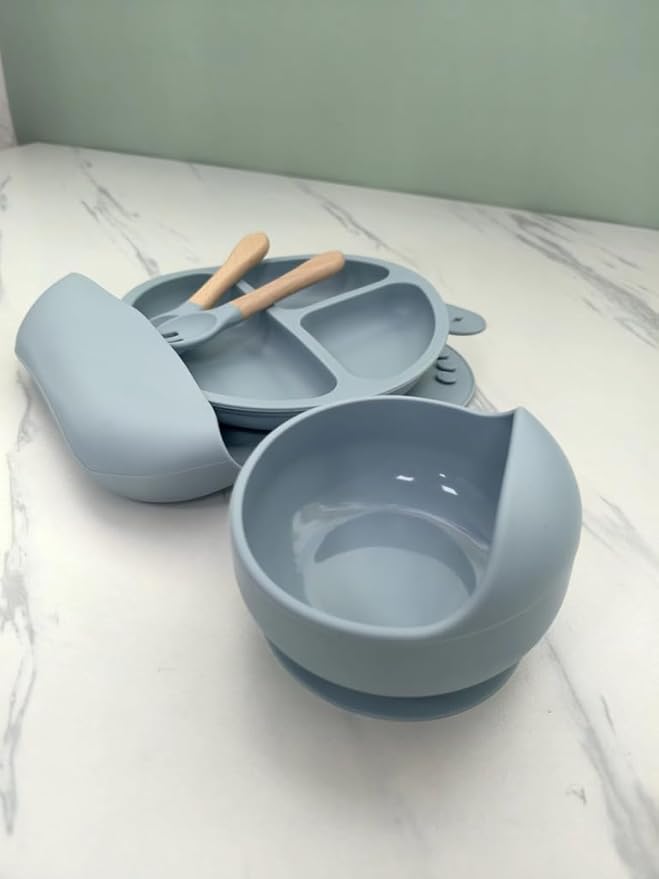 5-Piece Silicone Baby Feeding Set – Suction Bowl, Divided Plate, Adjustable Bib, Spoon & Fork – 100% Food-Grade Silicone, BPA Free, Non-Toxic, Dishwasher & Microwave Safe
